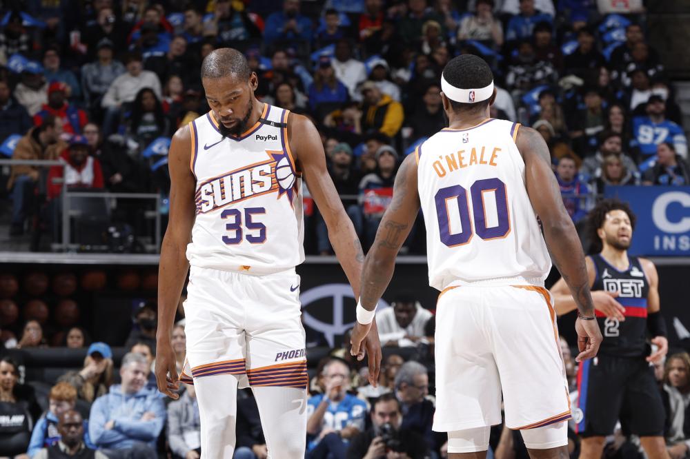 战略背后的 战略背后的